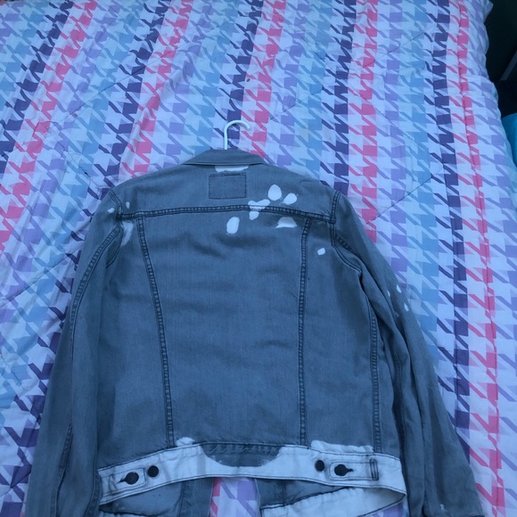 Levi’s denim gray/white tie dye jacket - Picture 2 of 2